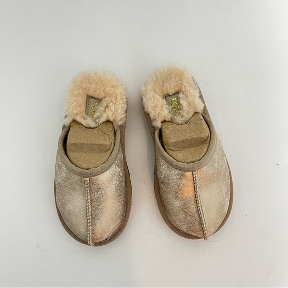 UGG Kids' Keegan Metallic UGGplush Faux Fur Lined Slipper - New In Box - Picture 10 of 16